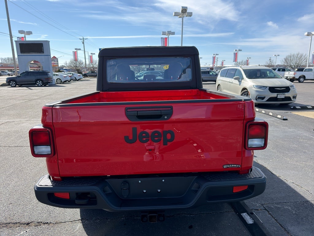 2023 Jeep Gladiator Sport