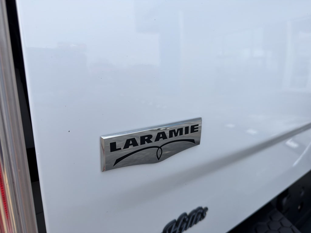 2016 RAM 1500 Laramie