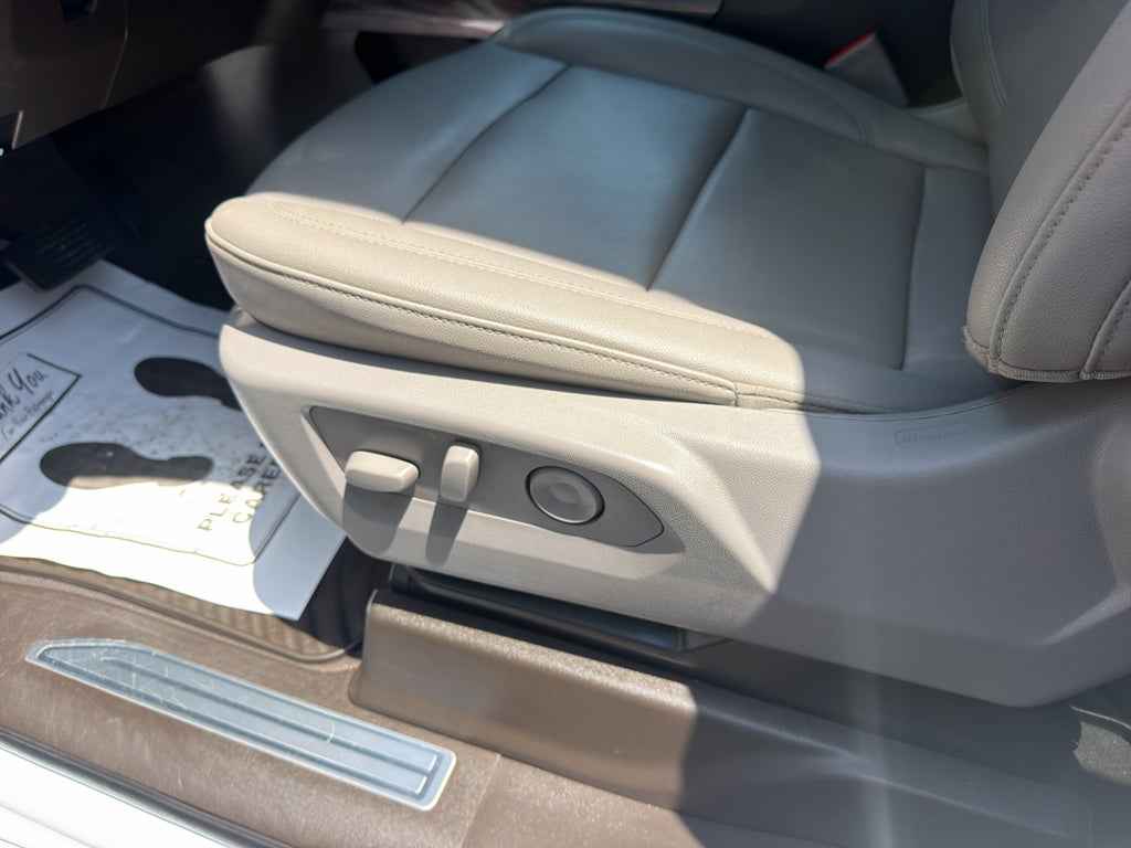 2025 Chevrolet Silverado 3500 HD LTZ DRW