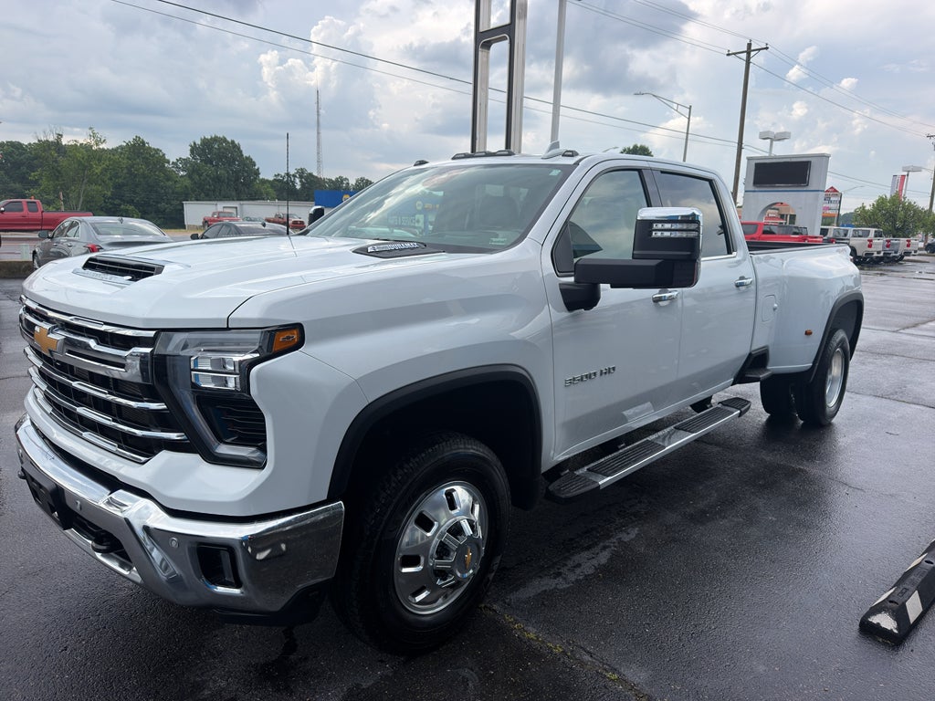 2025 Chevrolet Silverado 3500 HD LTZ DRW