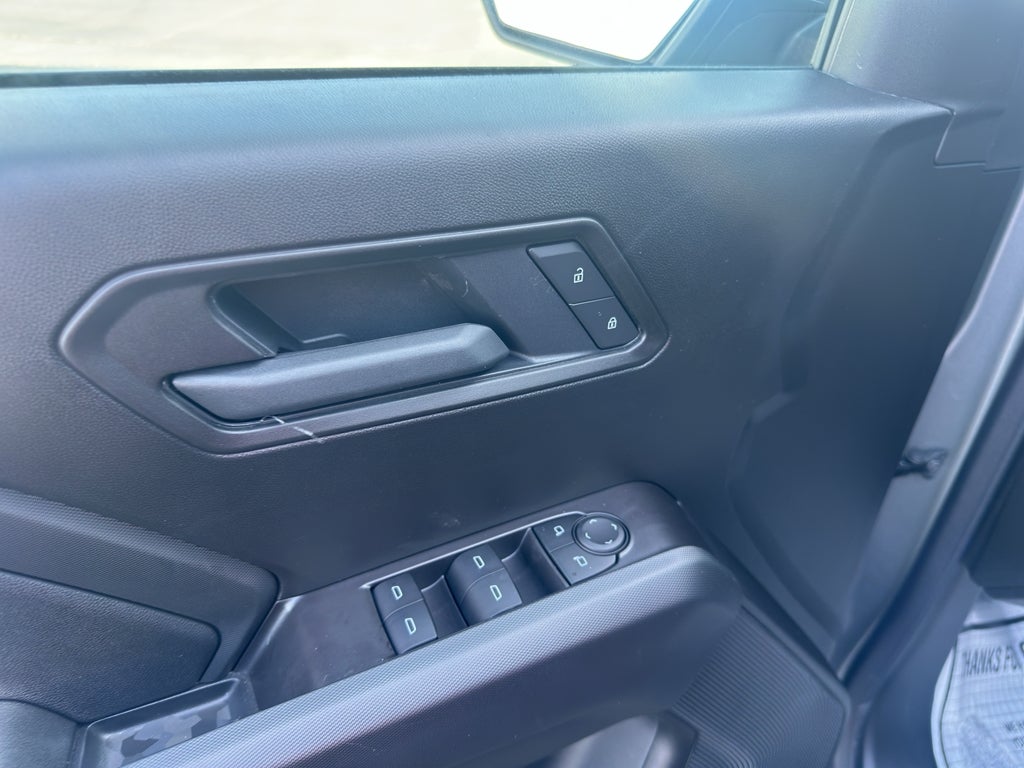 2025 Chevrolet Colorado WT/LT