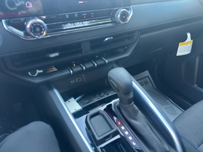 2025 Chevrolet Colorado WT/LT