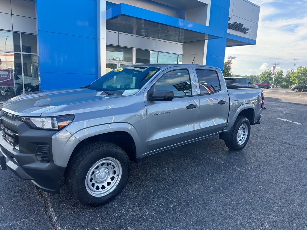 2025 Chevrolet Colorado WT/LT