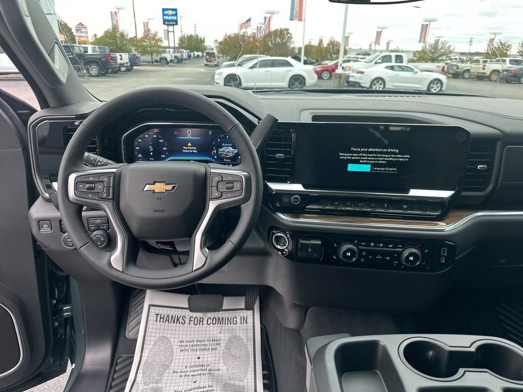 2025 Chevrolet Silverado 1500 LT