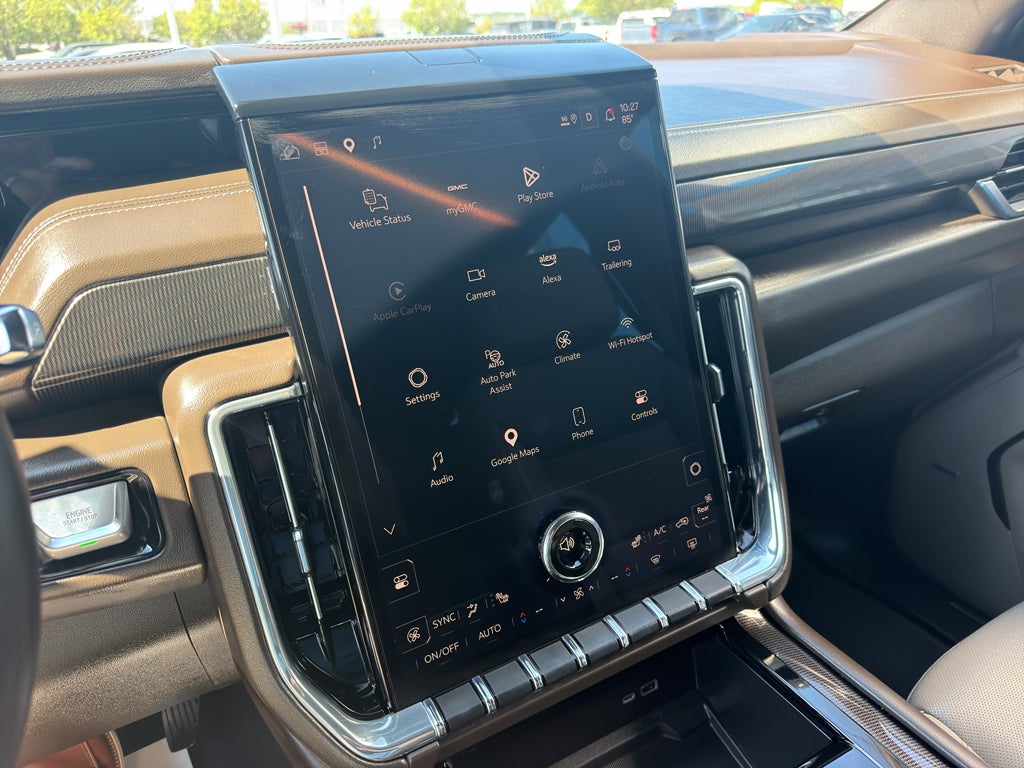 2025 GMC Yukon Elevation