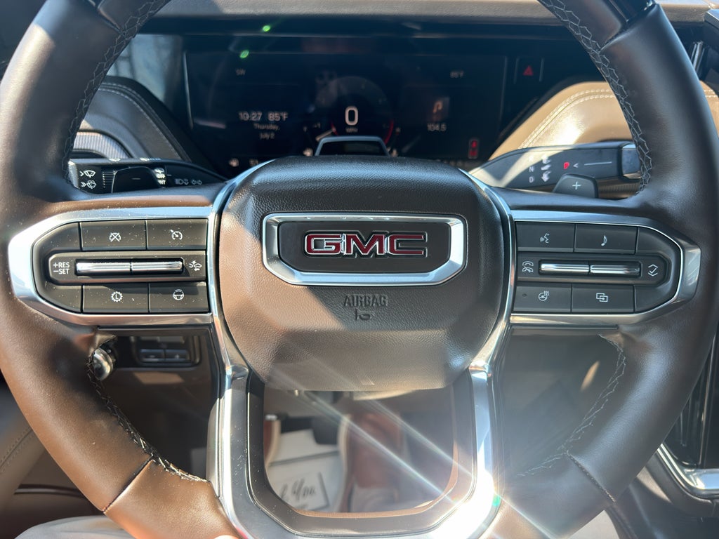 2025 GMC Yukon Elevation