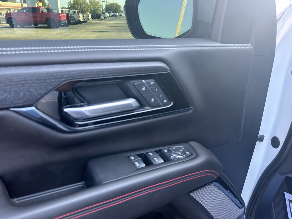 2025 GMC Yukon AT4 Ultimate