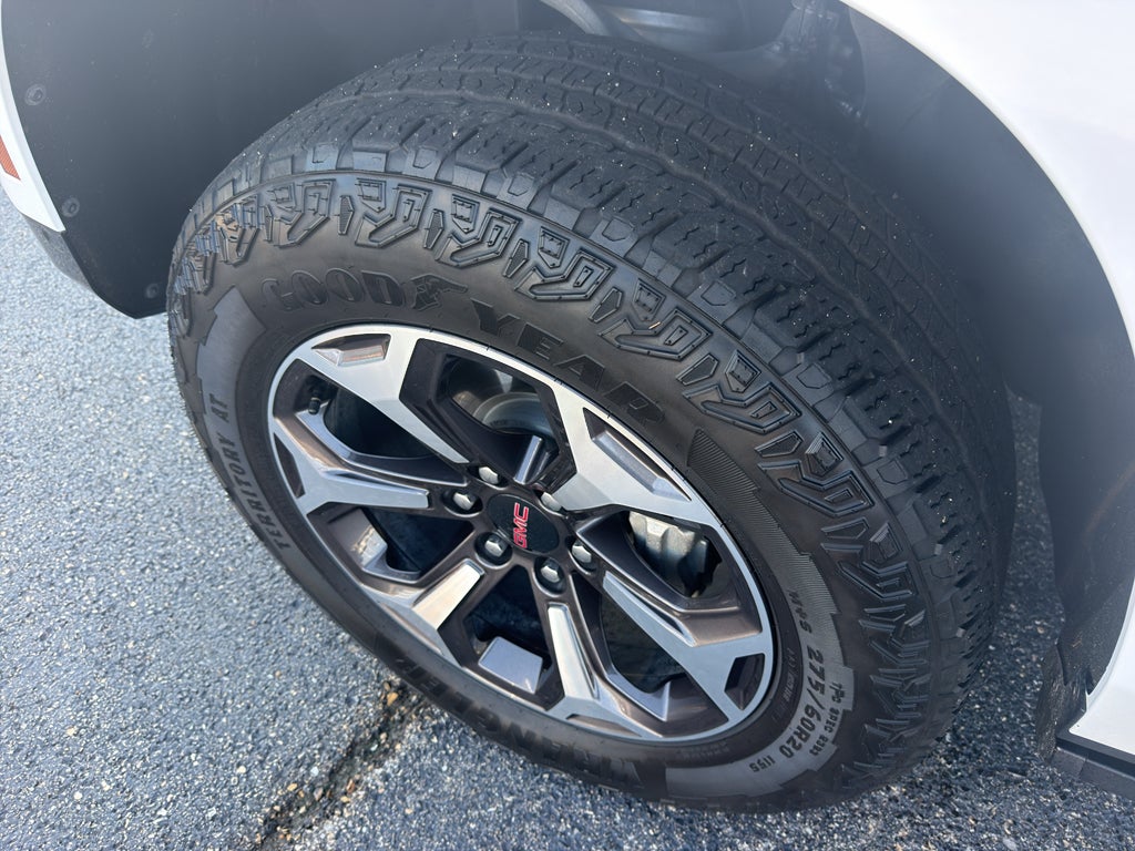 2025 GMC Yukon AT4 Ultimate