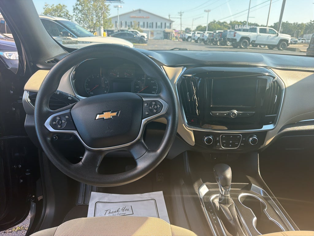 2022 Chevrolet Traverse LS