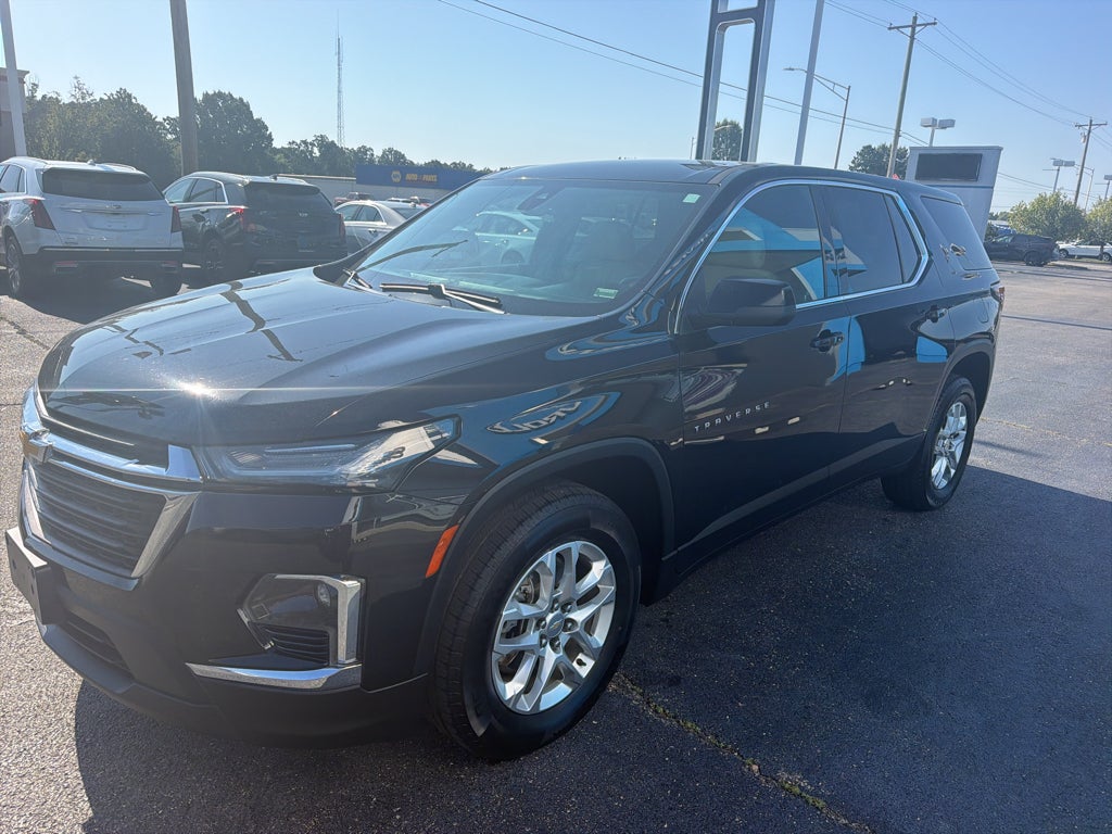 2022 Chevrolet Traverse LS