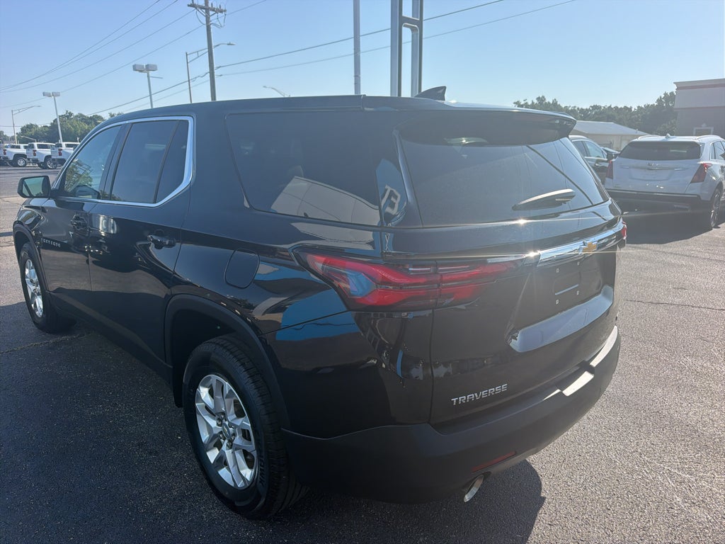 2022 Chevrolet Traverse LS