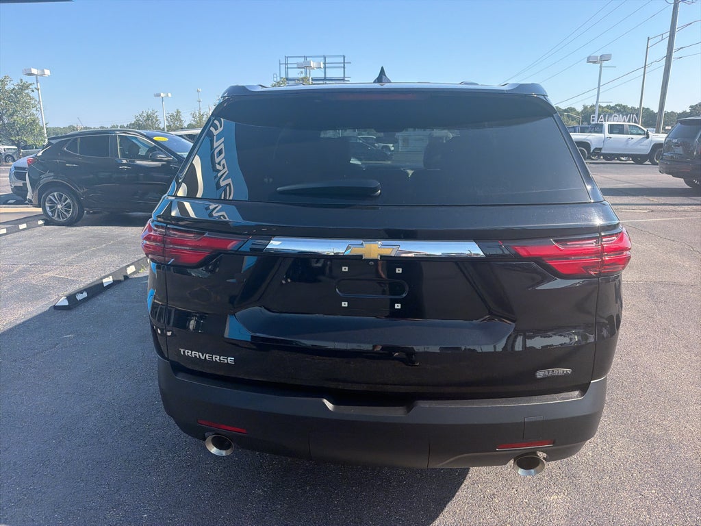 2022 Chevrolet Traverse LS