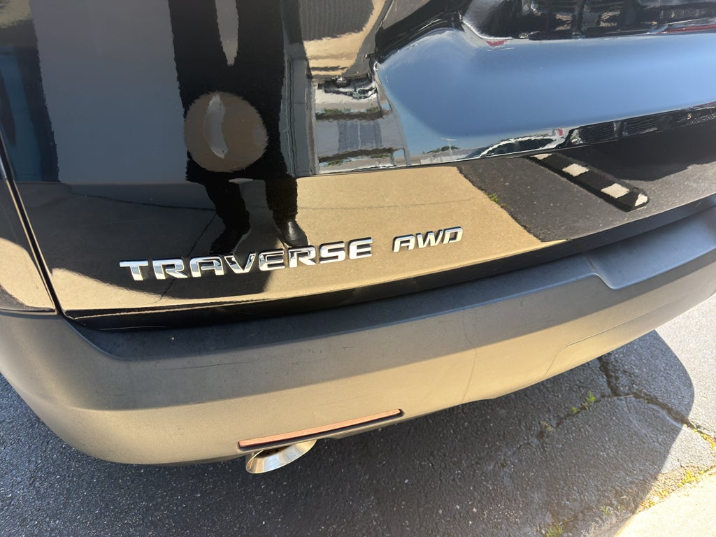 2022 Chevrolet Traverse LS