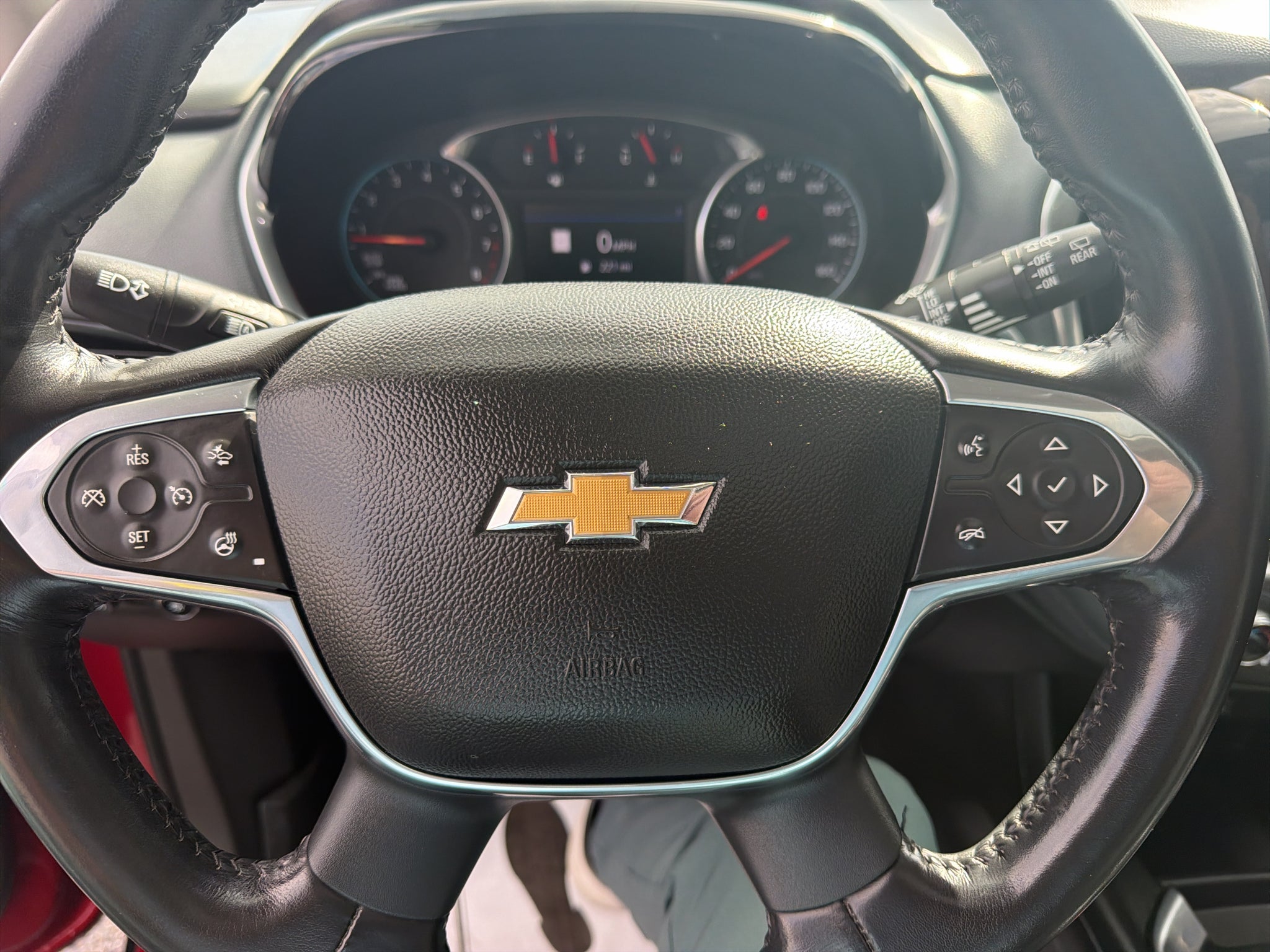 2021 Chevrolet Traverse LT Leather