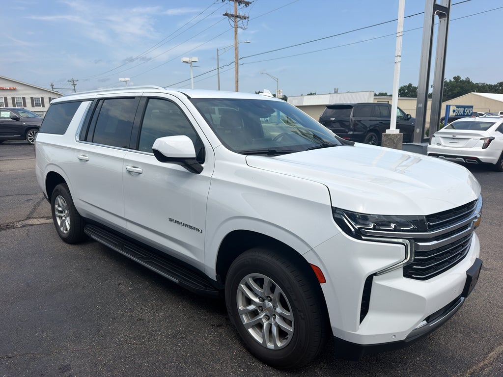 2024 Chevrolet Suburban LT