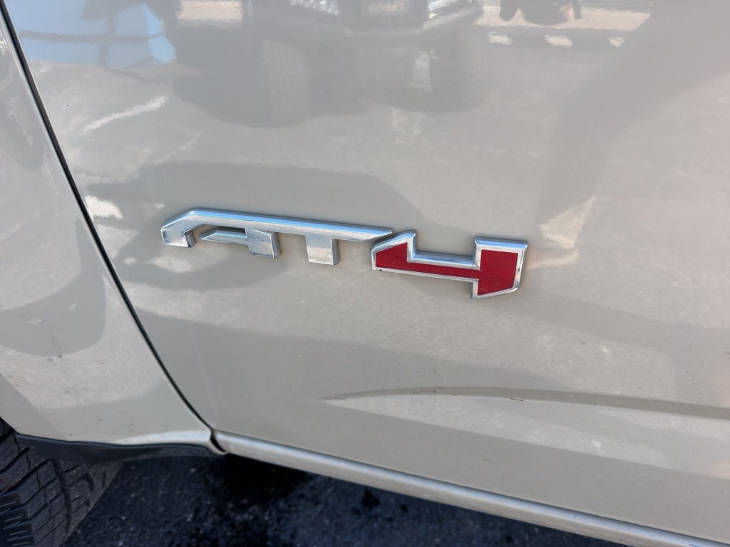 2022 GMC Canyon AT4 - Leather