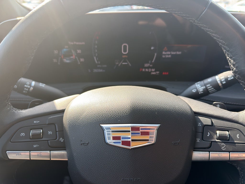 2025 Cadillac XT4 Premium Luxury
