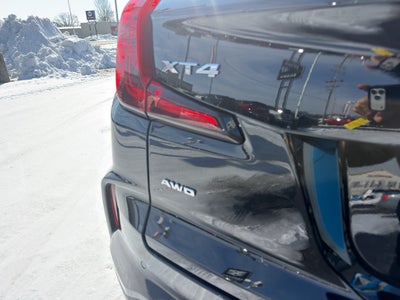 2025 Cadillac XT4 Premium Luxury