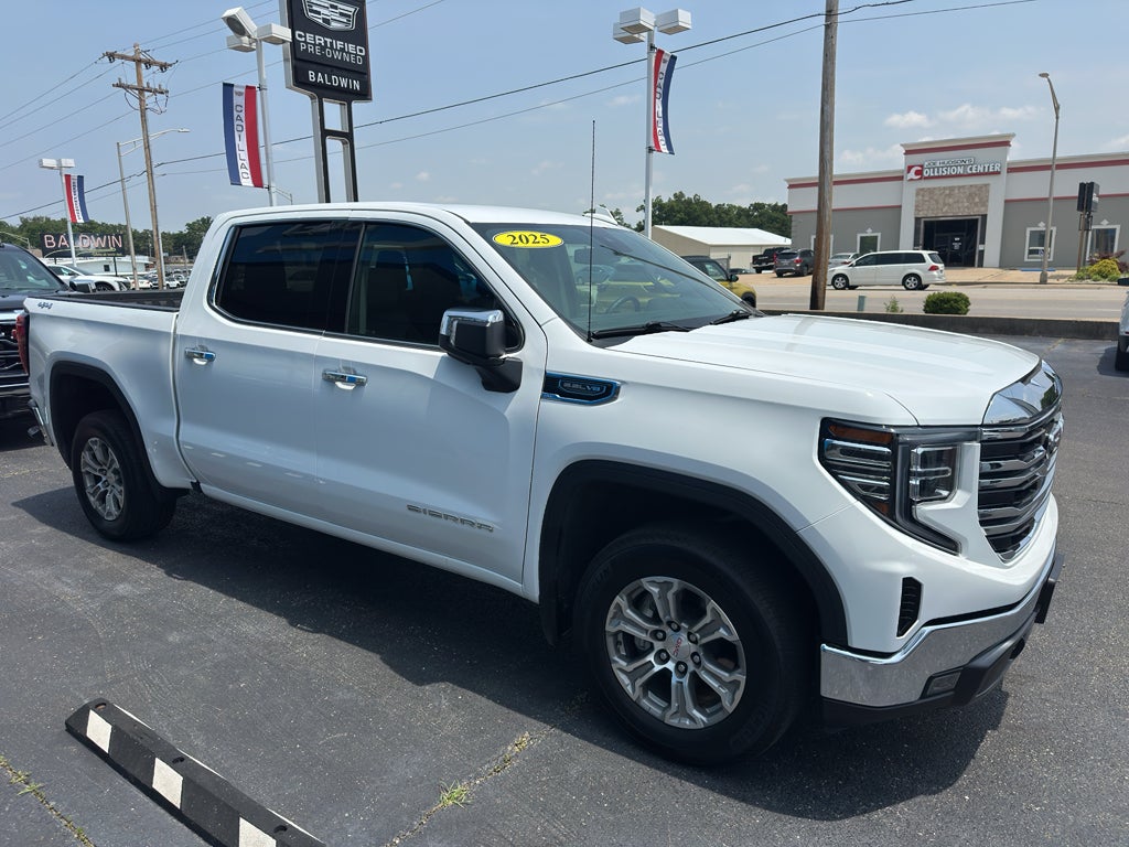2025 GMC Sierra 1500 SLT