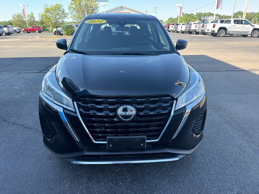 Used 2024 Nissan Kicks S with VIN 3N1CP5BV0RL515260 for sale in Poplar Bluff, MO