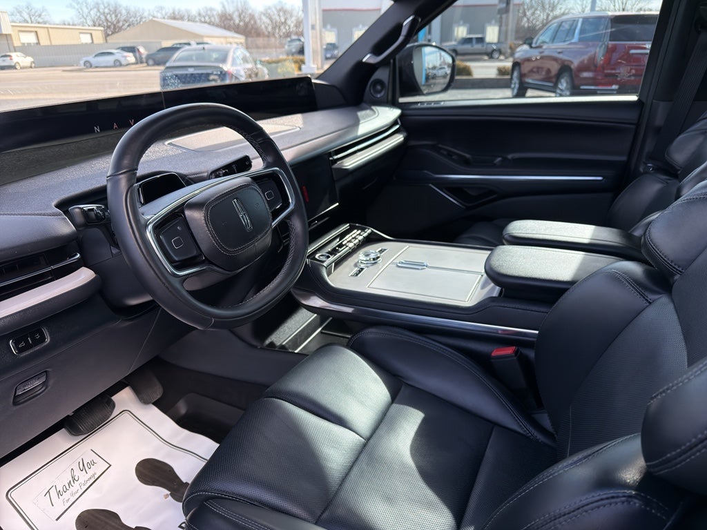 2025 Lincoln Navigator L Reserve