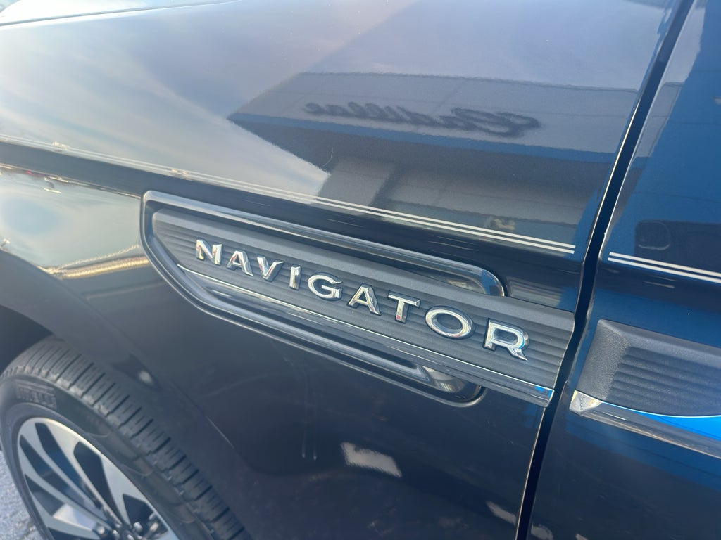 2022 Lincoln Navigator L Reserve