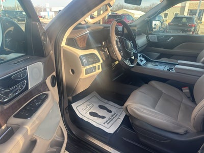 2022 Lincoln Navigator L Reserve