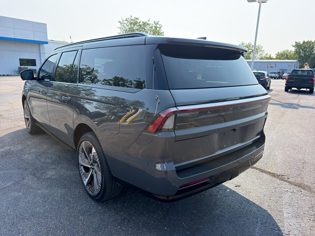 2025 Lincoln Navigator L Black Label