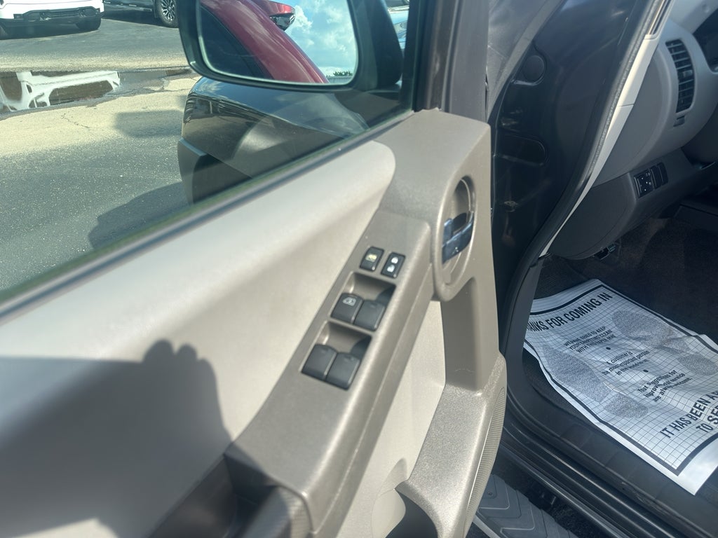 2010 Nissan Xterra S