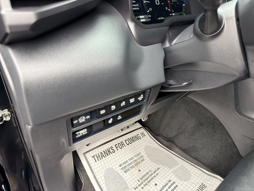 2024 Toyota Sequoia SR5