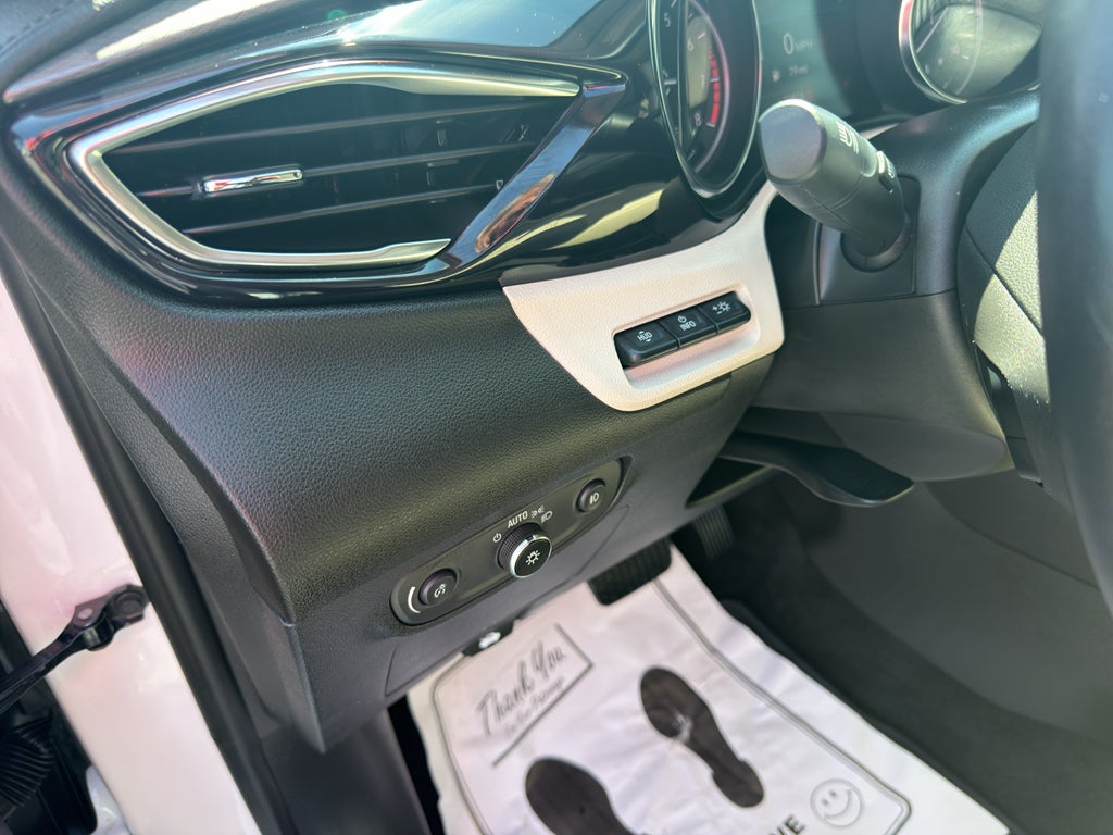 2020 Buick Encore GX Essence
