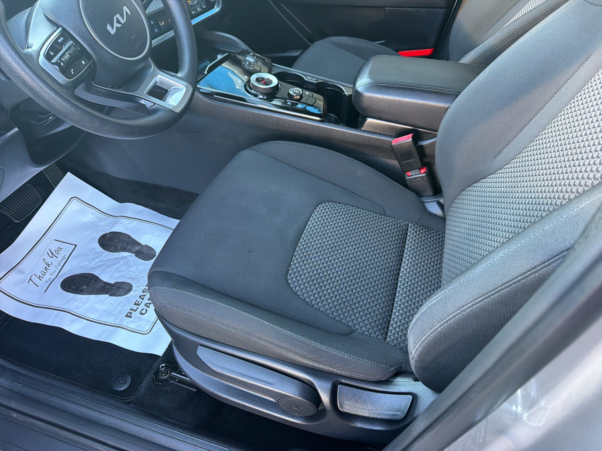 2023 Kia Sportage Hybrid LX