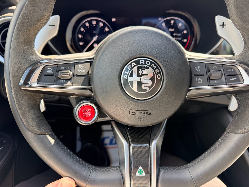 2024 Alfa Romeo Giulia Quadrifoglio