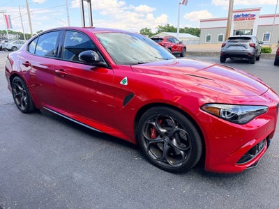 2024 Alfa Romeo Giulia Quadrifoglio